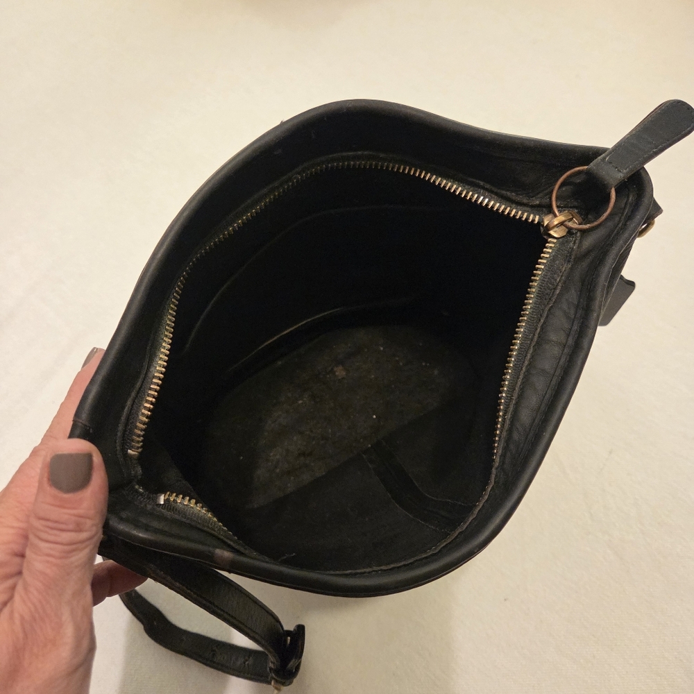COACH Vintage 90's SoHo Bleeker Black Glove Tanned Leather Bucket/Shoulder Bag - Picture 3 of 14